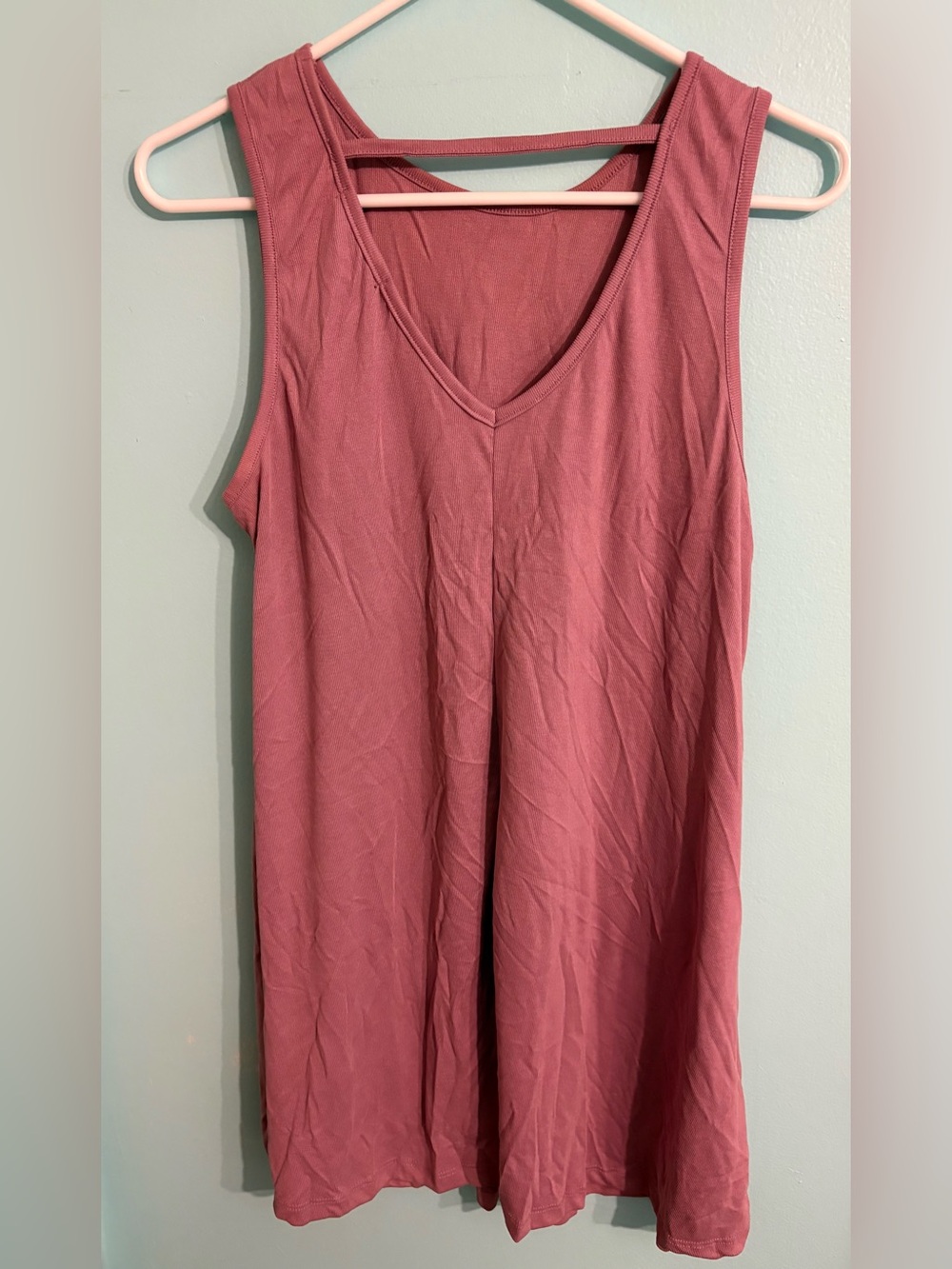 Women’s Sleeveless V-Neck dress - Dusty Rose